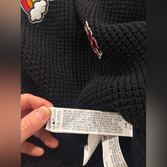 Forever21 LIKE NEW Black Sweater with Cute Patches, Large - Picture 5 of 5